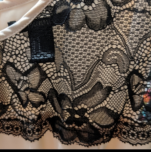 Forever 21 Fitted Top - Picture 3 of 4